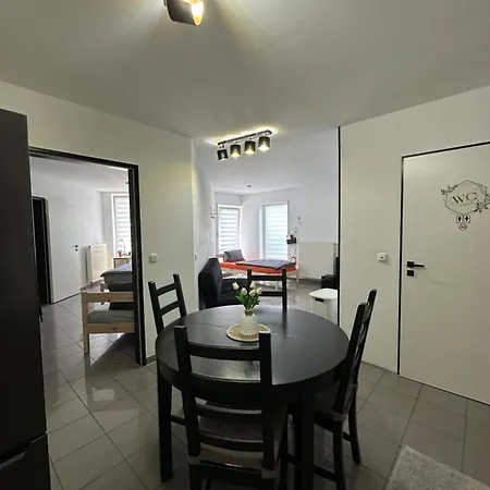 Sindorf Apartment *
